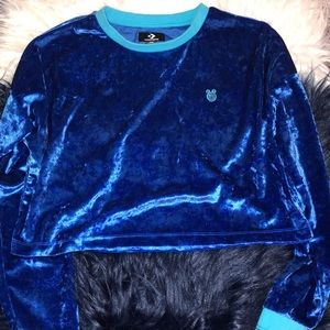 Like NEW Converse x Miley Cyrus velvet top 💙💙